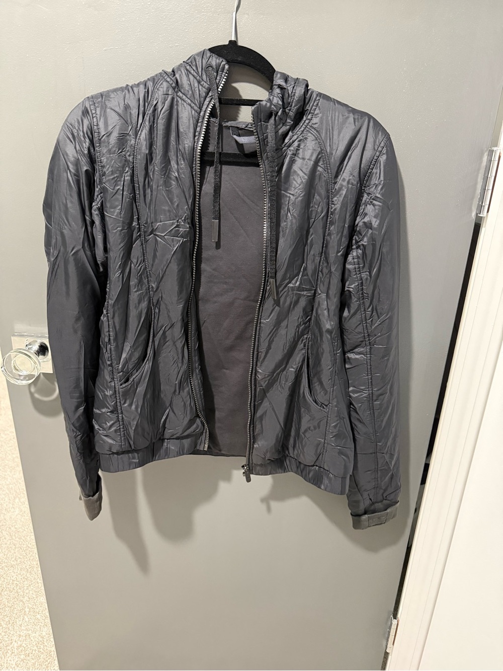 Women’s Lightweight Hooded Jacket - Gray
